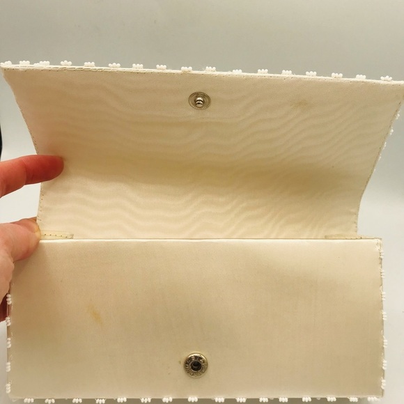 Beautiful White Cream Beaded Clutch with Pearls - Picture 13 of 14